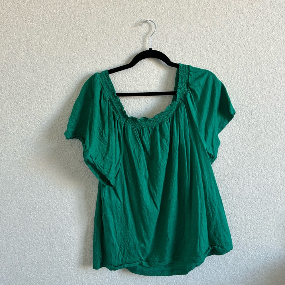 Women’s Green shirt